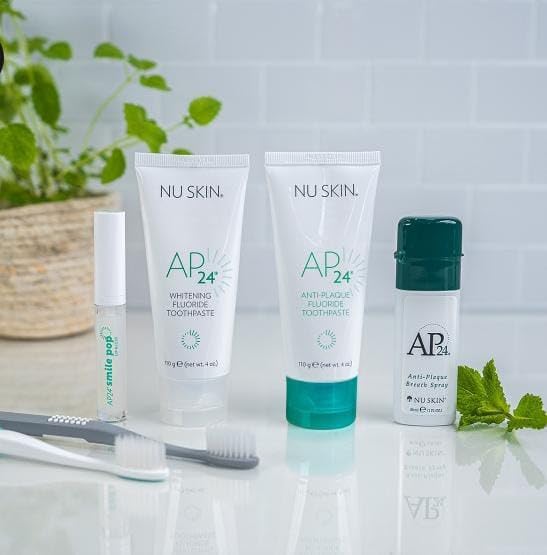 AP 24 Whitening Fluoride Toothpaste Vanilla and Mint 100g